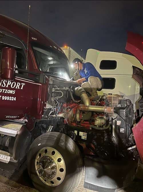 Image of Monroy's Auto Glass - Chandler