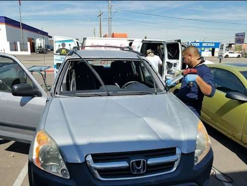 Image of Semi Trucks Windshield Replacement