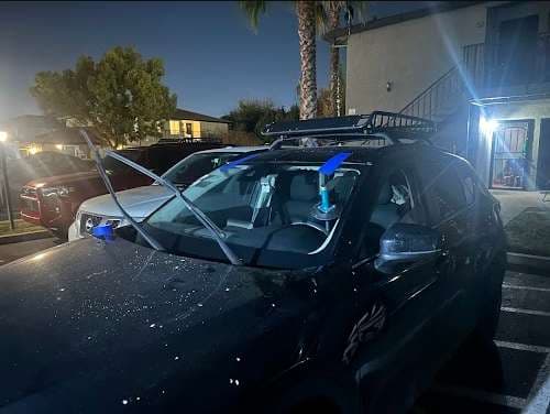 Image of 916 Auto Glass