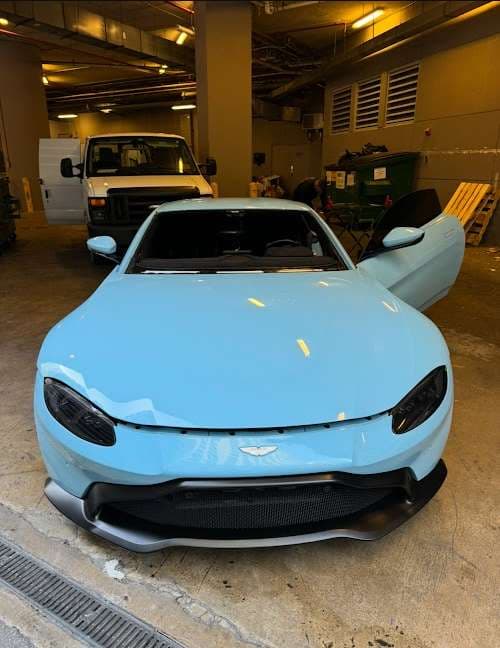 Image of Exotic’s Autoglass LLC