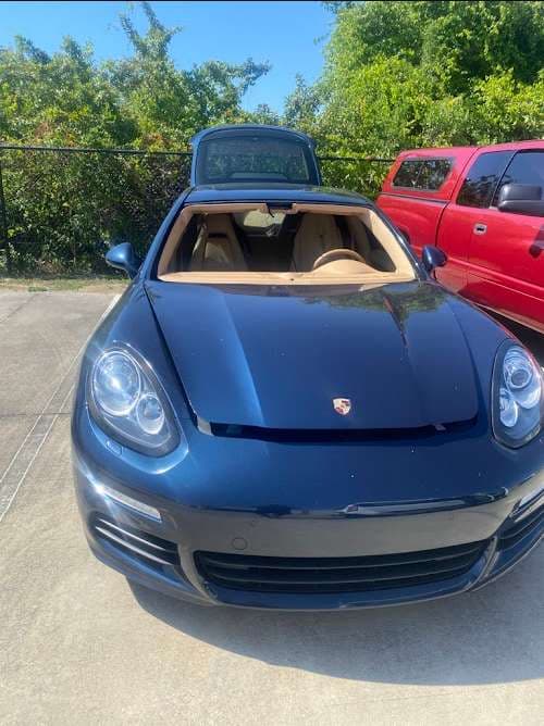 Image of Deluxe Auto Glass