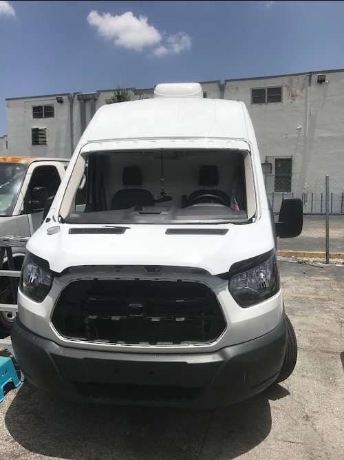 Image of Shalom auto glass