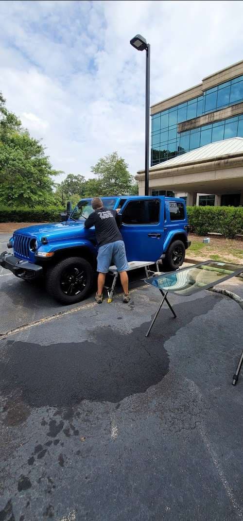 Image of adVANCE Auto Glass