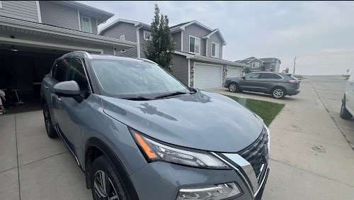 Image of Crowned Glass Auto Glass Professionals