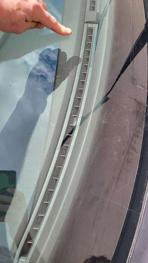 Image of 502 Auto Glass