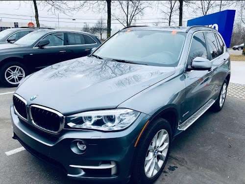 Image of 4 Lowest Price Auto Glass - Mobile Service