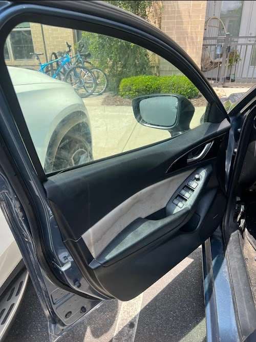 Image of EZ-PZ Auto Glass