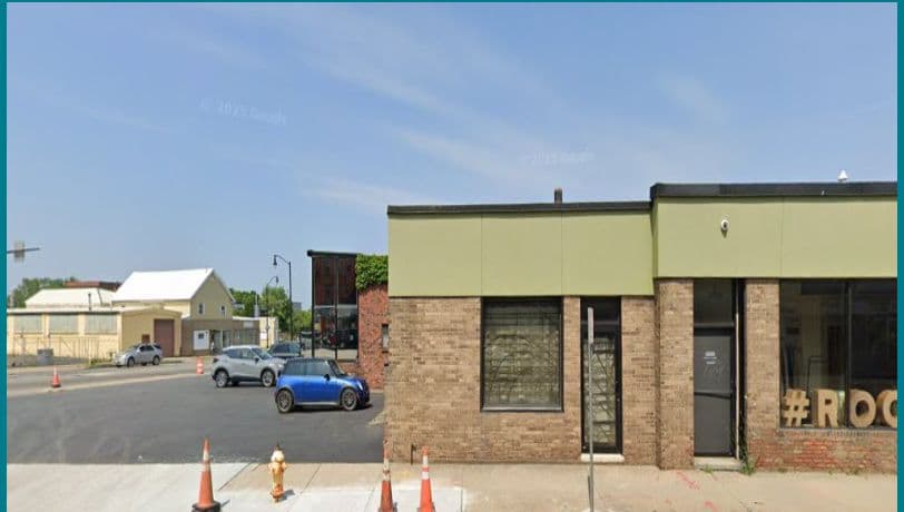 Image of Rochester Auto Glass & Mirror Co.