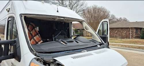 Image of WindshieldHUB