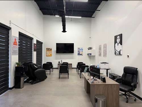 Image of Low Price Auto Glass of El Paso