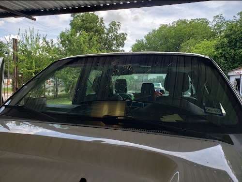 Image of Flores Auto Glass - Parts