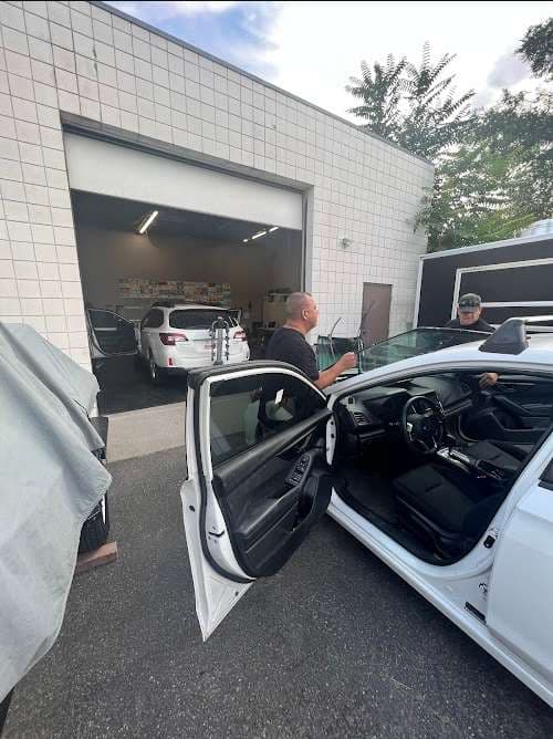 Image of Aztek Auto Glass Inc