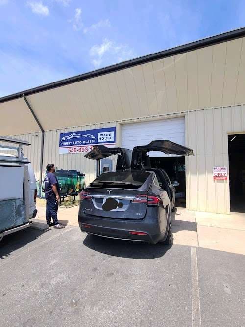 Image of PGW Auto Glass, LLC