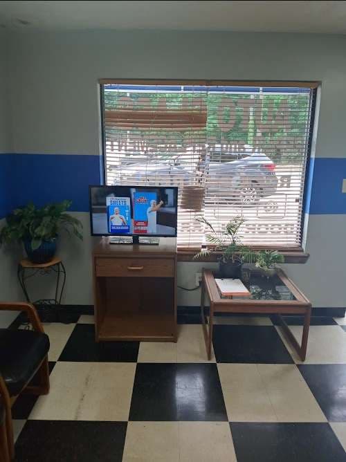 Image of Danny's Auto Glass & Mirror